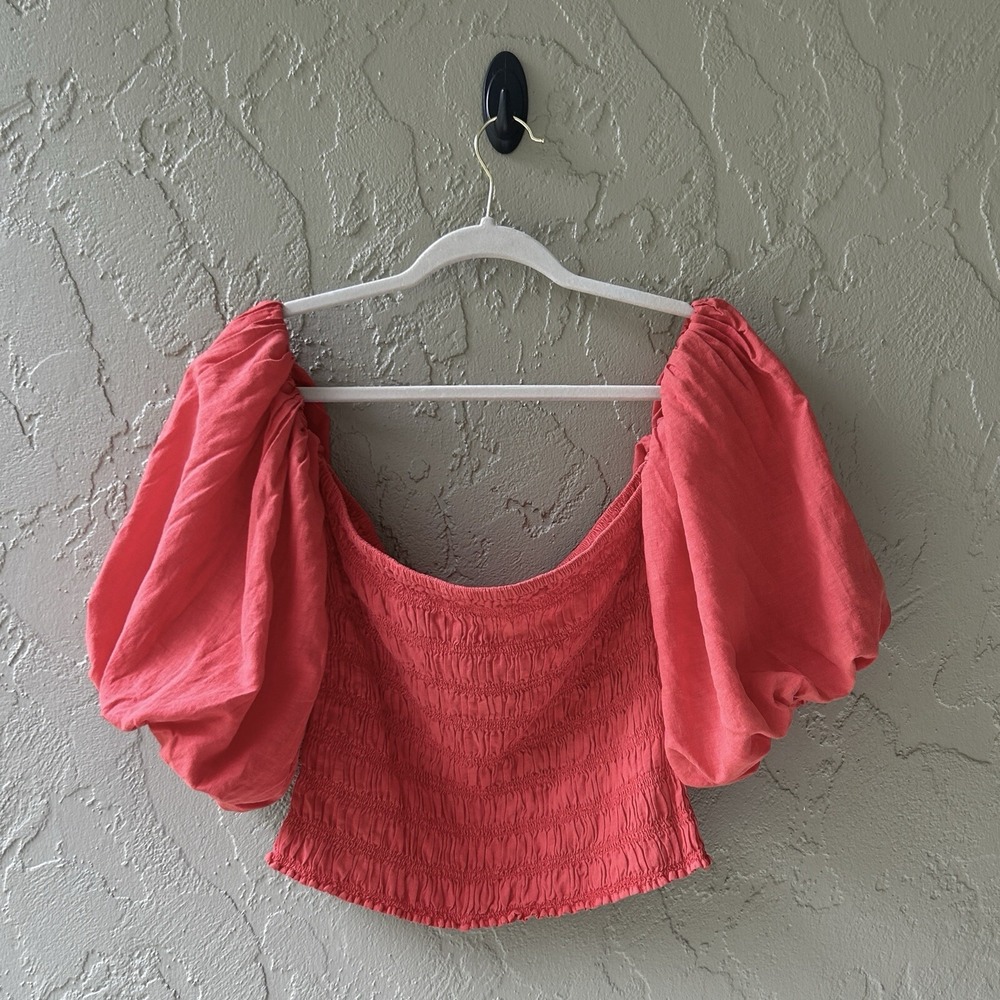 Young Fabulous & Broke Women's Medium Salmon Smocked Yacht Off-Shoulder Top NWOT